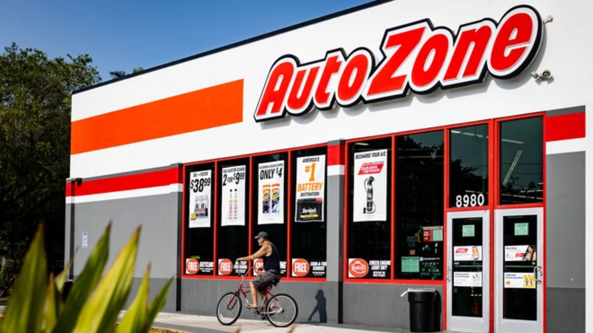 Autozone is in creative review after a decade with havas chicago