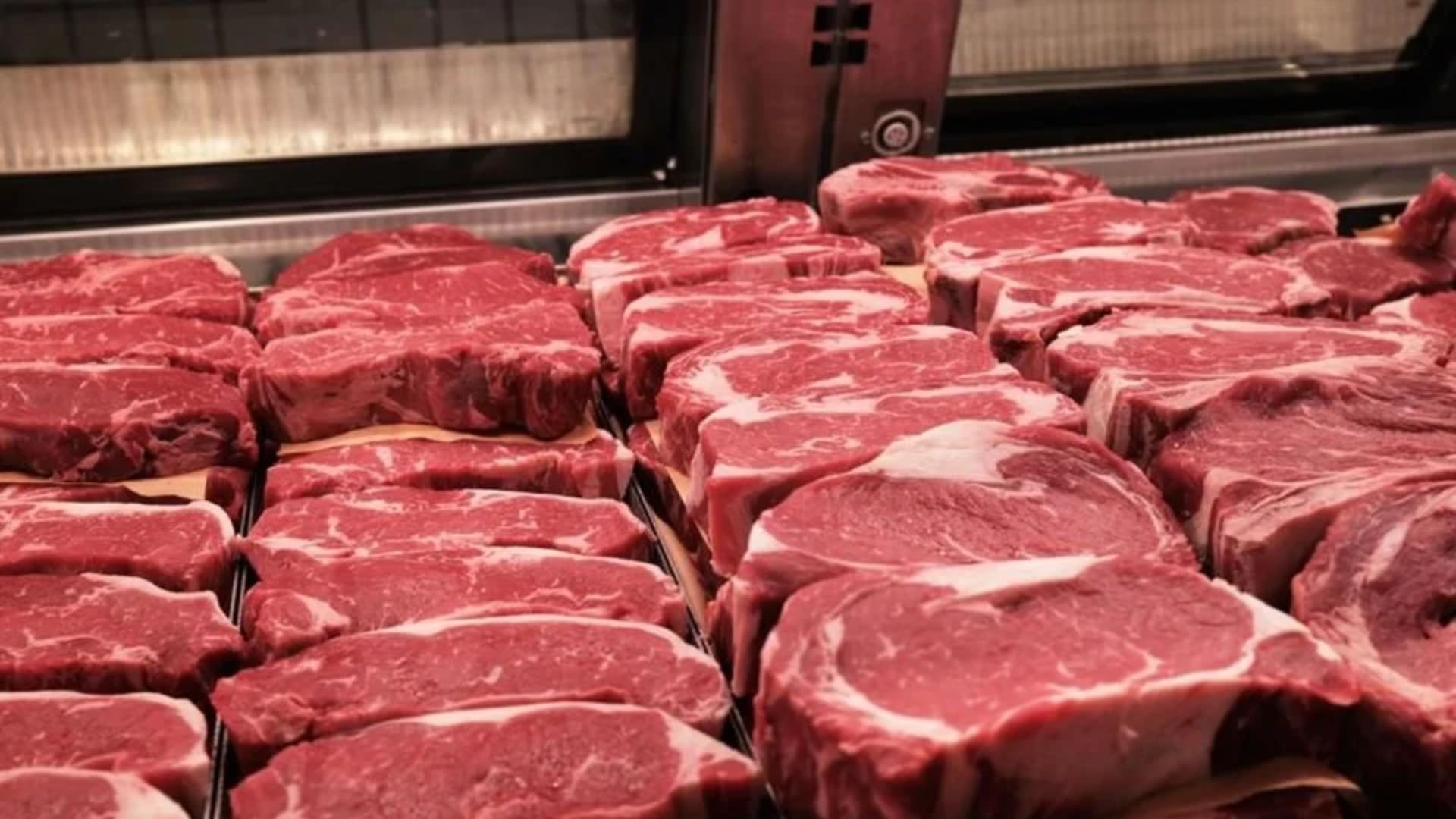 Rompe 'pacto' superávit comercial en carne de res