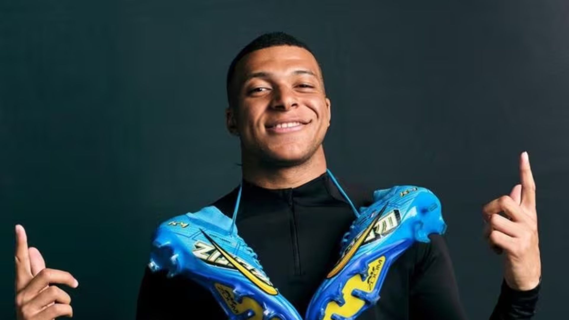 Kylian Mbappé takes steps to protect name, pose and quotes