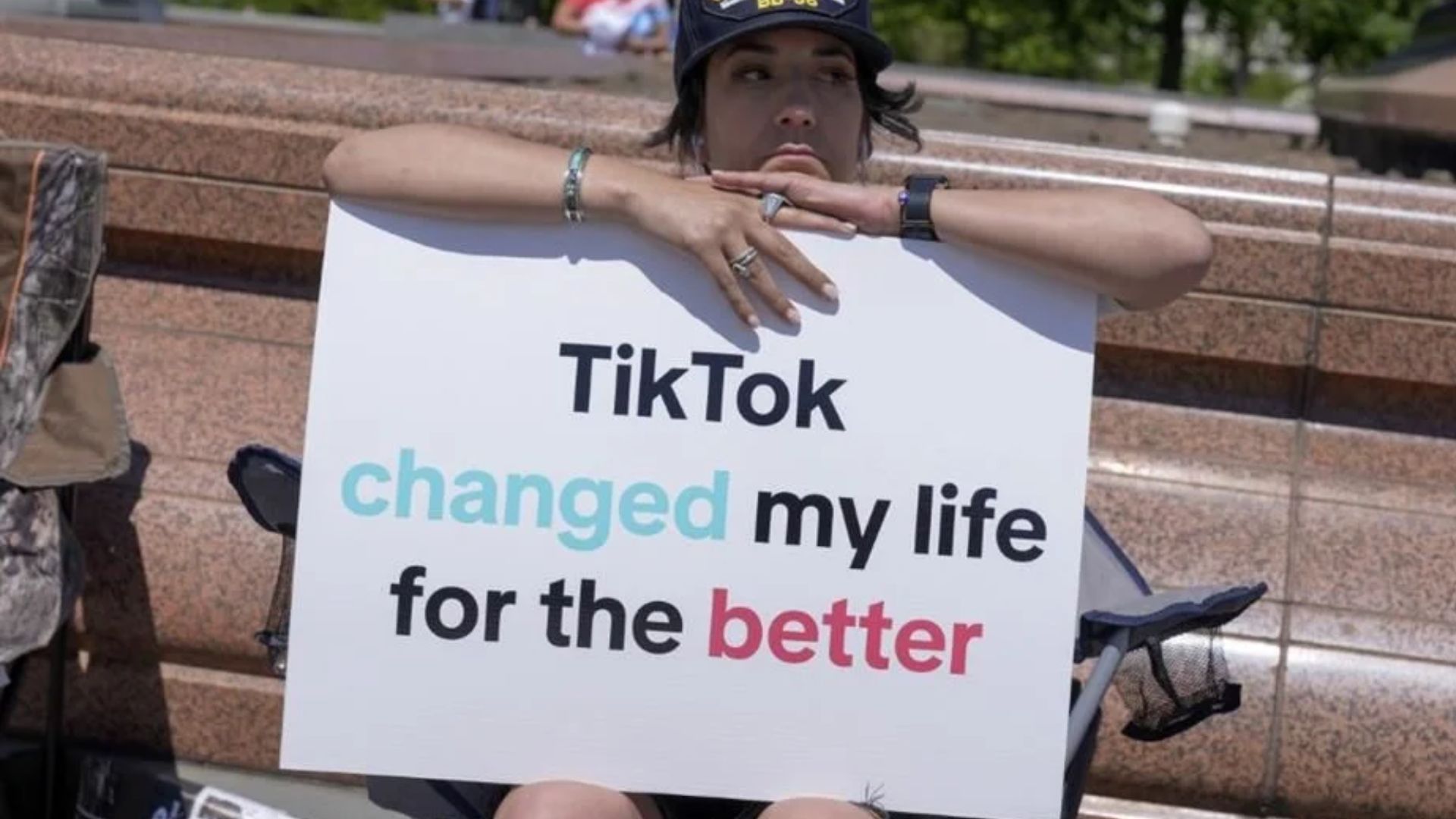 Aprueba Senado de EU ley que obliga a venta de TikTok
