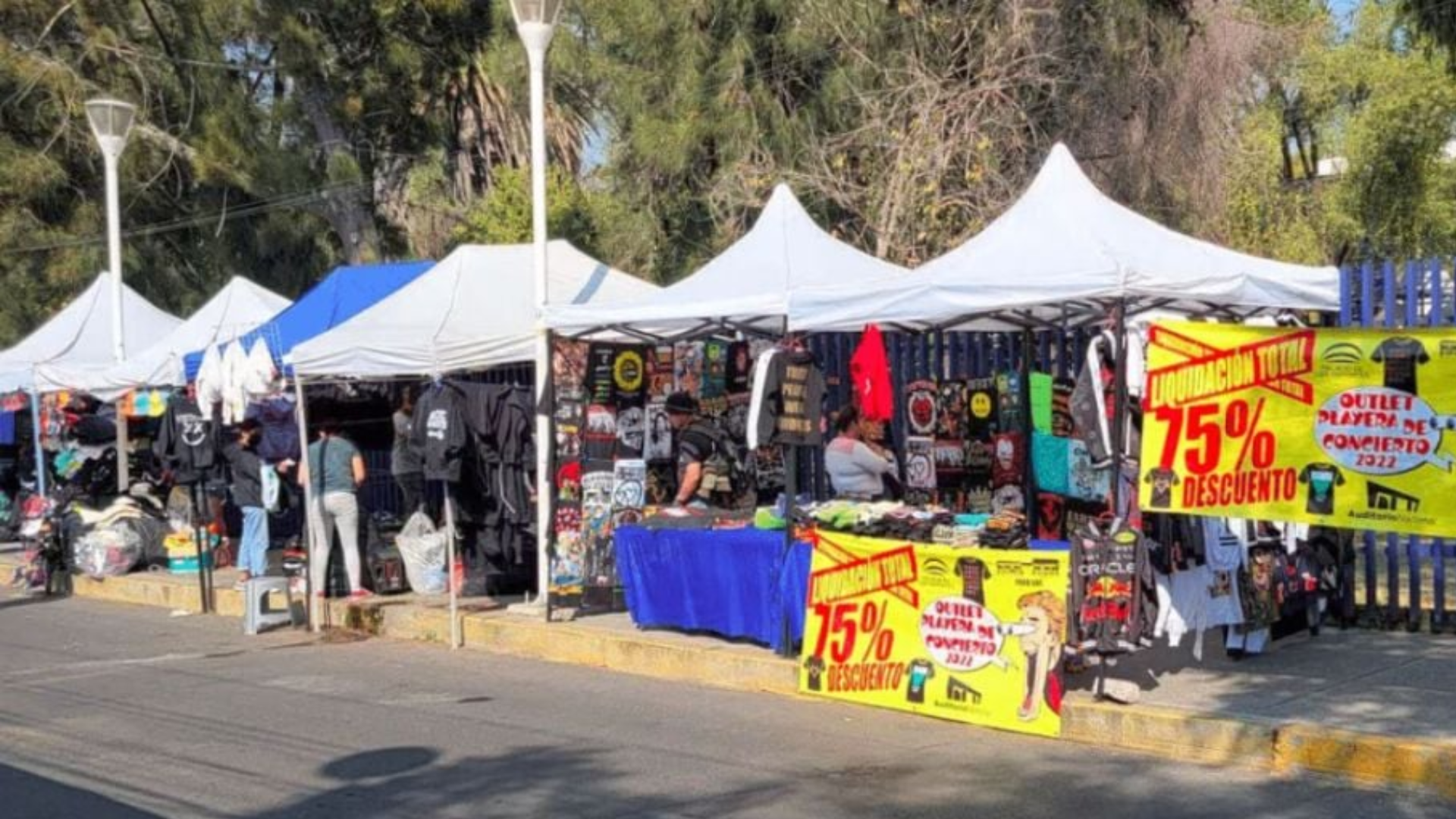 Las Venta de Souvenirs Publicitarios en Conciertos