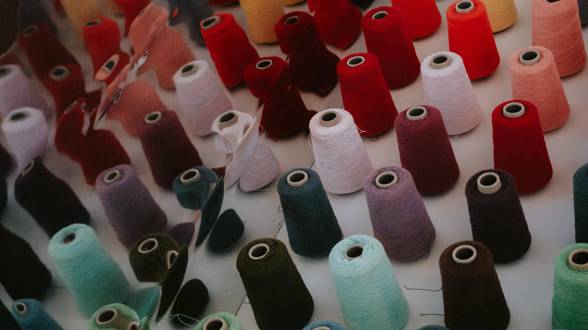 Hilos ecológicos y orgánicos: la nueva tendencia sostenible en la industria textil