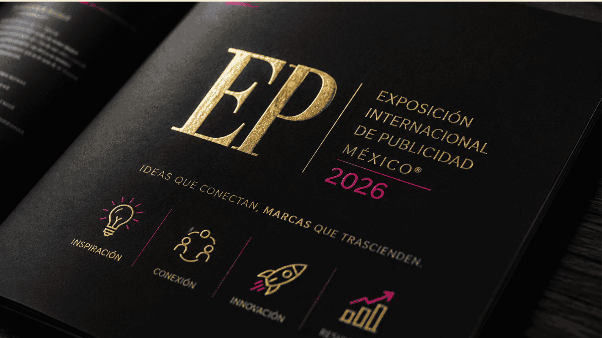 Las tintas metálicas y fluorescentes vuelven a los catálogos de imprentas mexicanas por demanda de marcas premium.
